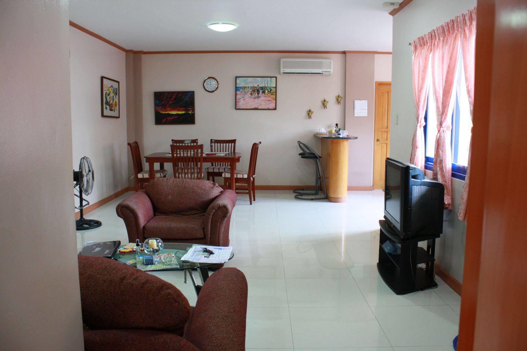 Dumaguete Springs Apartment Dumaguete City Luaran gambar